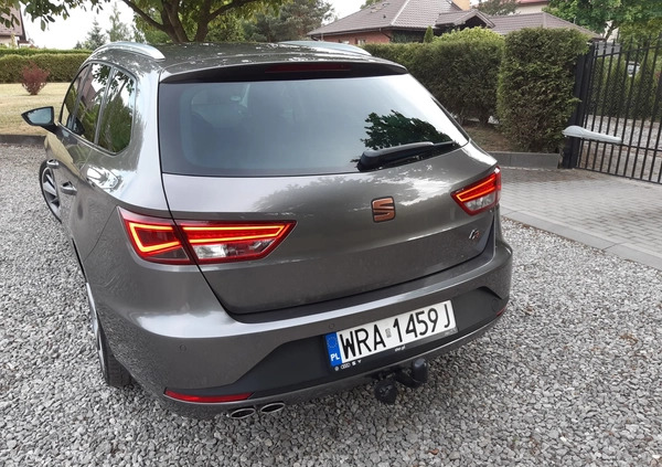 Seat Leon cena 52300 przebieg: 218000, rok produkcji 2015 z Radom małe 631